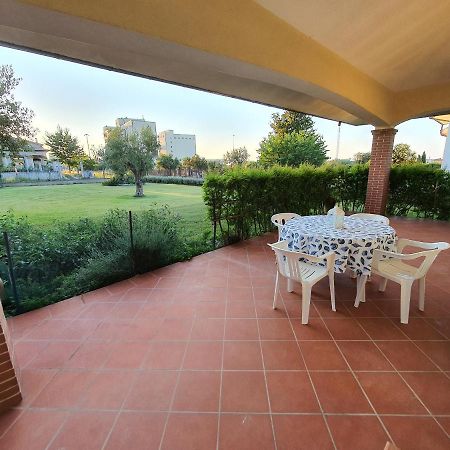 Villetta Giardino Degli Ulivi ออร์โตนา ภายนอก รูปภาพ